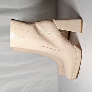 princess polly cream boots
